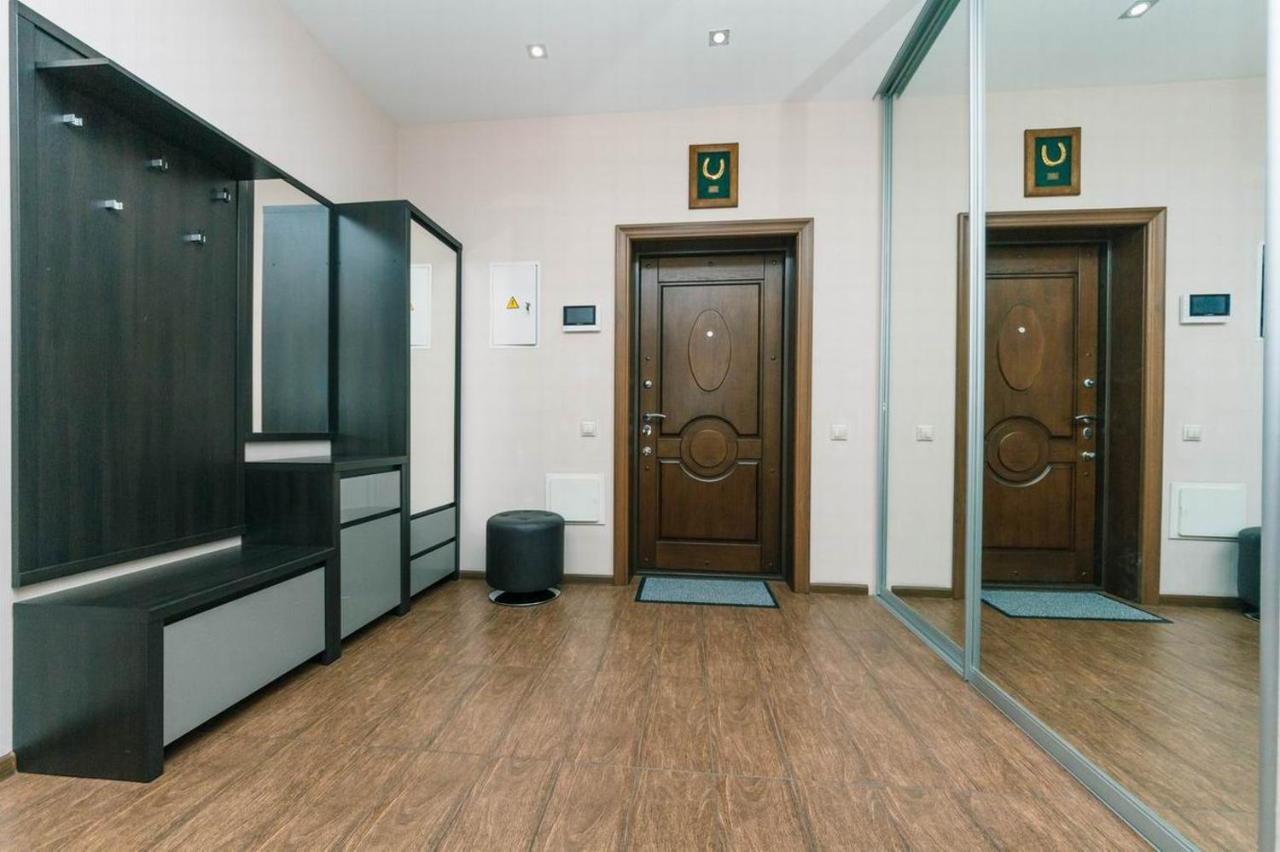 Апартаменты Vip In A New Building Near Lesi Ukrainki 7A Киев Экстерьер фото
