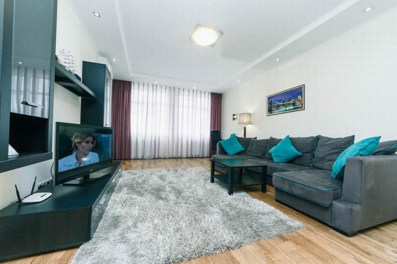 Апартаменты Vip In A New Building Near Lesi Ukrainki 7A Киев Экстерьер фото