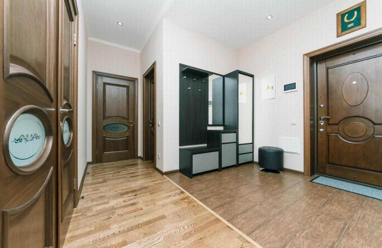 Апартаменты Vip In A New Building Near Lesi Ukrainki 7A Киев Экстерьер фото