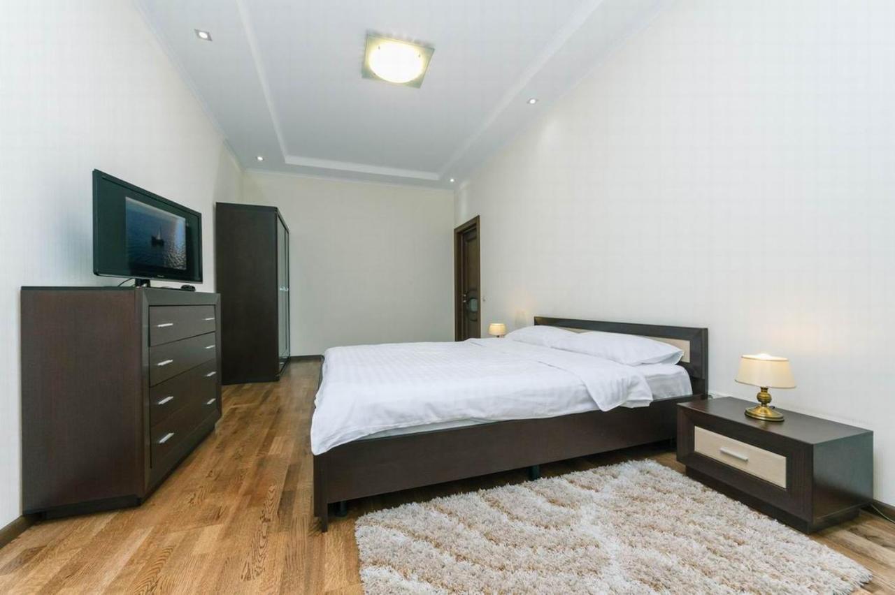 Апартаменты Vip In A New Building Near Lesi Ukrainki 7A Киев Экстерьер фото